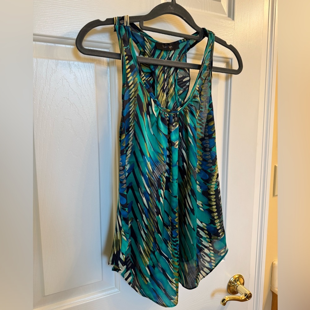 Girl Talk Colorful Top with Ruffle Detail in Back, Size Small